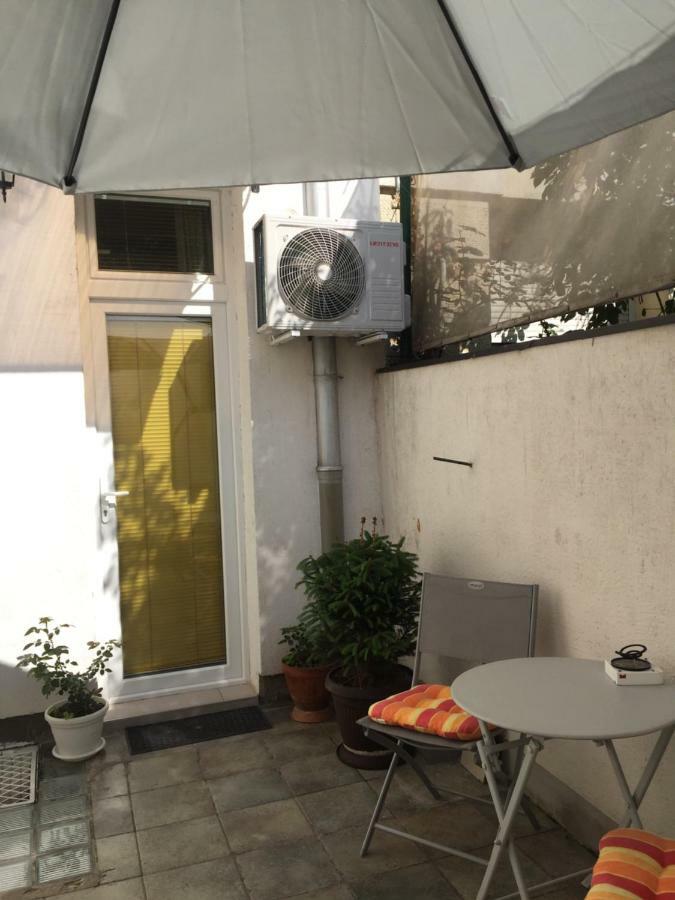 Crown Street Garden Studio Beograd Eksteriør bilde